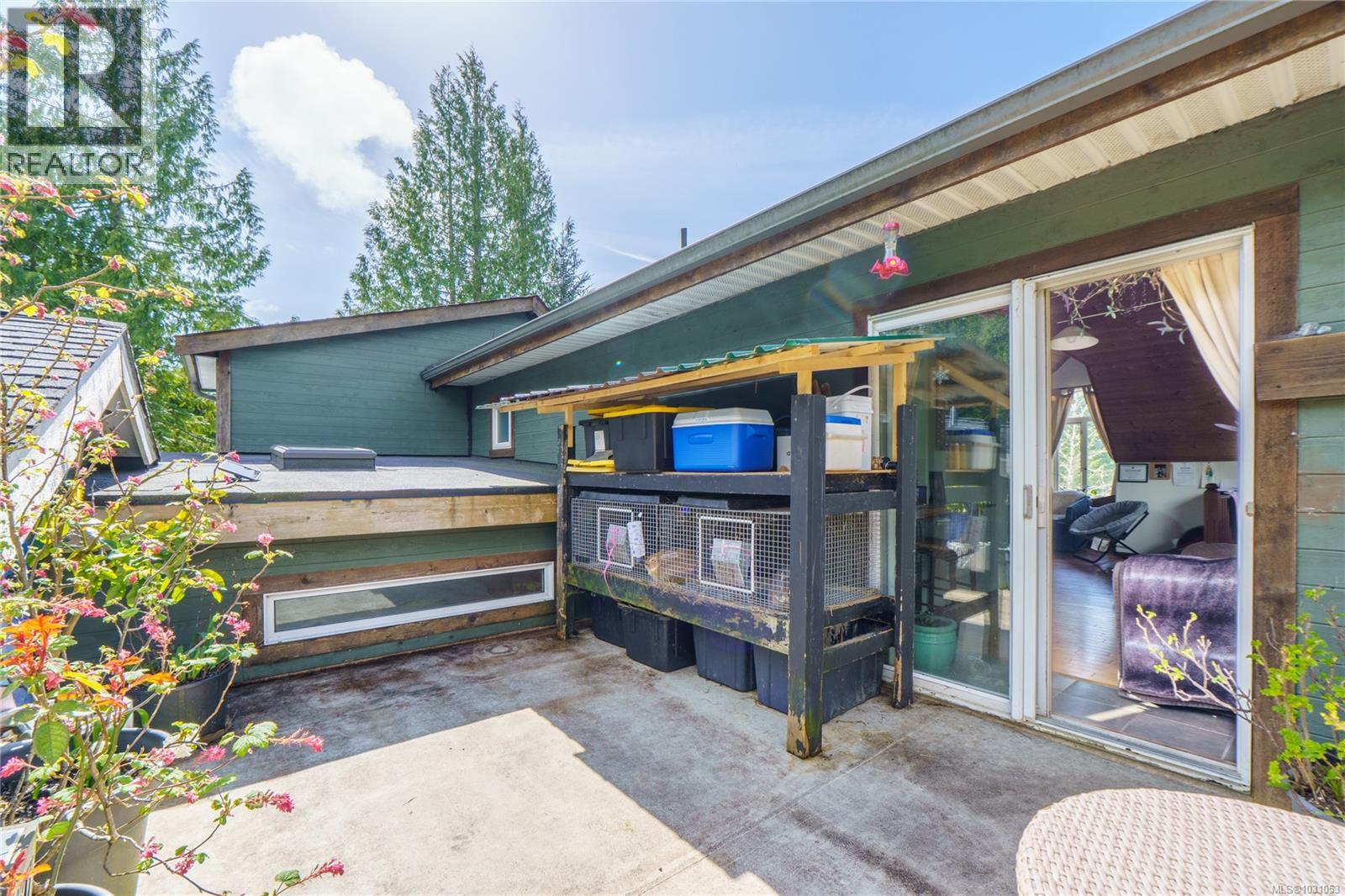 1108 Abraham Dr, Tofino, British Columbia  V0R 2Z0 - Photo 45 - 1031053