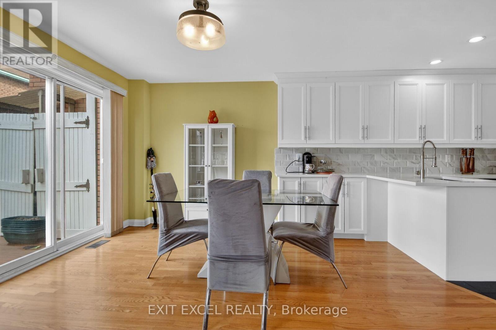 1093-B Normandy Cr. Normandy Crescent, Ottawa, Ontario  K2C 0L9 - Photo 17 - X12974618