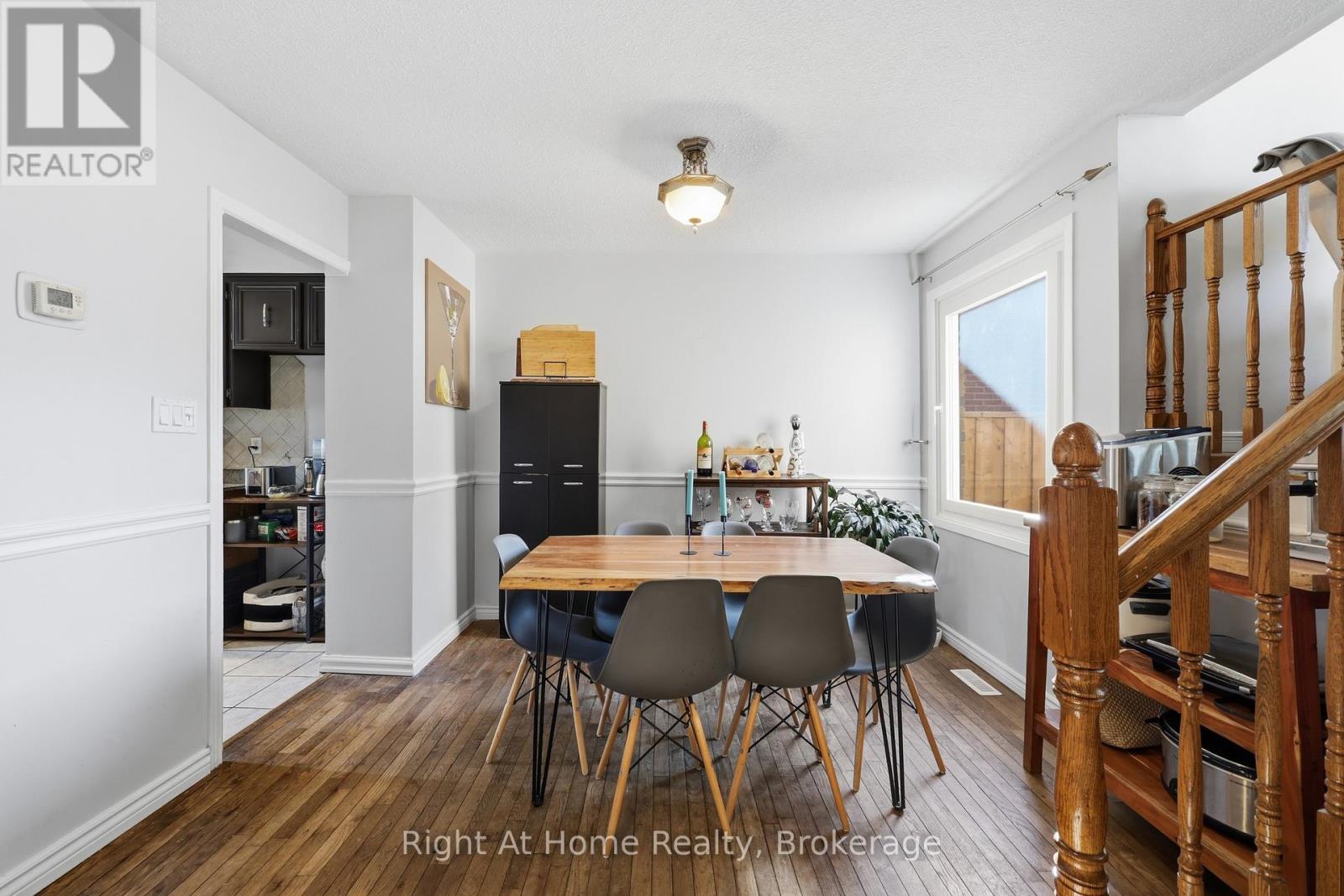 136 Elderwood Place, Brampton, Ontario  L6V 3N3 - Photo 7 - W12974626