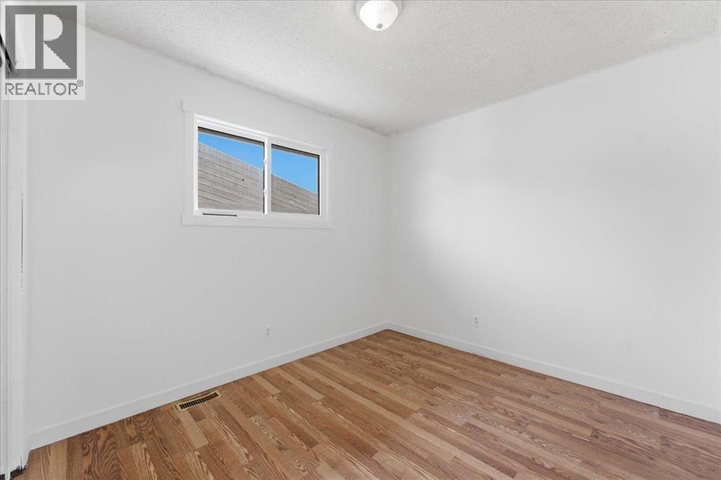 79 Fonda Drive Se Drive Se, Calgary, Alberta T2A 6E6 - Photo 22 - A2299221