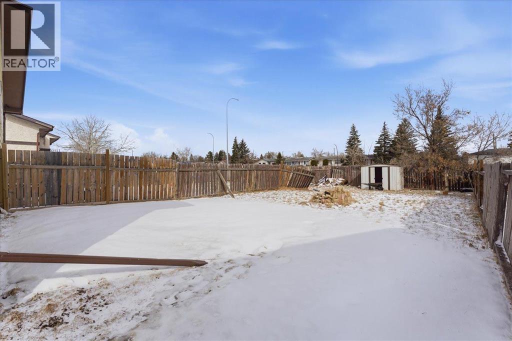 79 Fonda Drive Se Drive Se, Calgary, Alberta T2A 6E6 - Photo 5 - A2299221