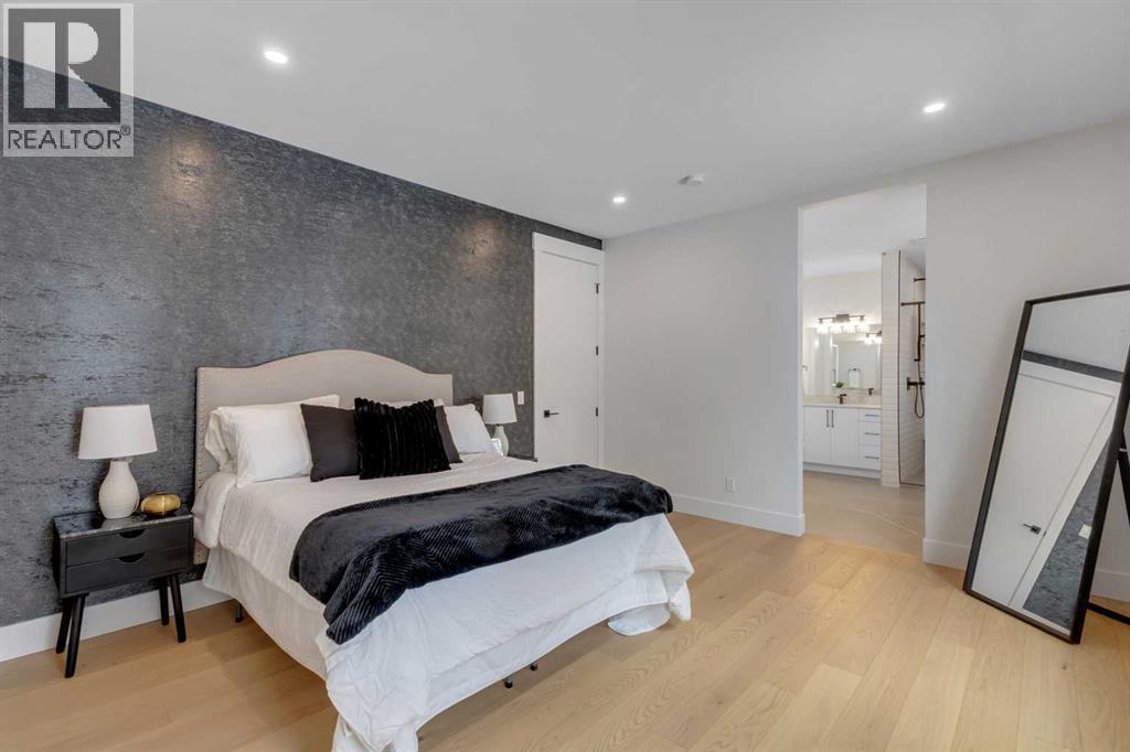 30 Roselawn Crescent Nw, Calgary, Alberta  T2K 1K6 - Photo 28 - A2296751