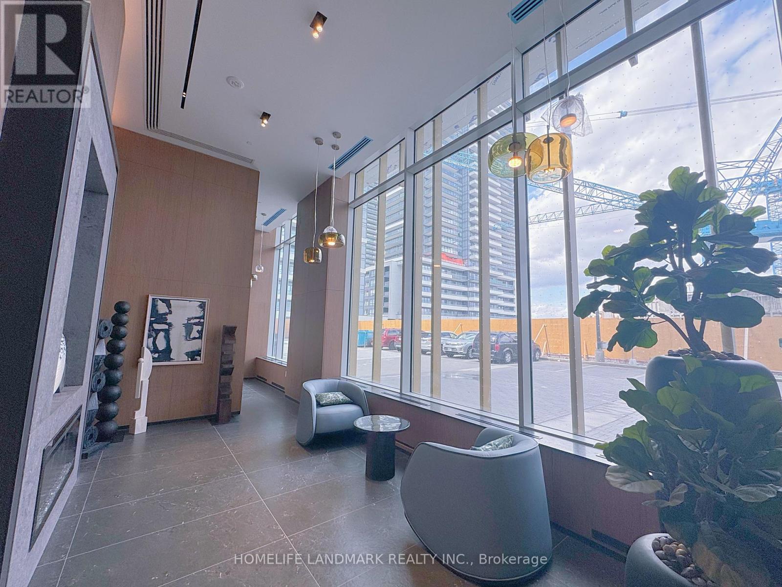 911 - 1010 Sandy Beach Road, Pickering, Ontario  L1W 0C7 - Photo 2 - E12974596