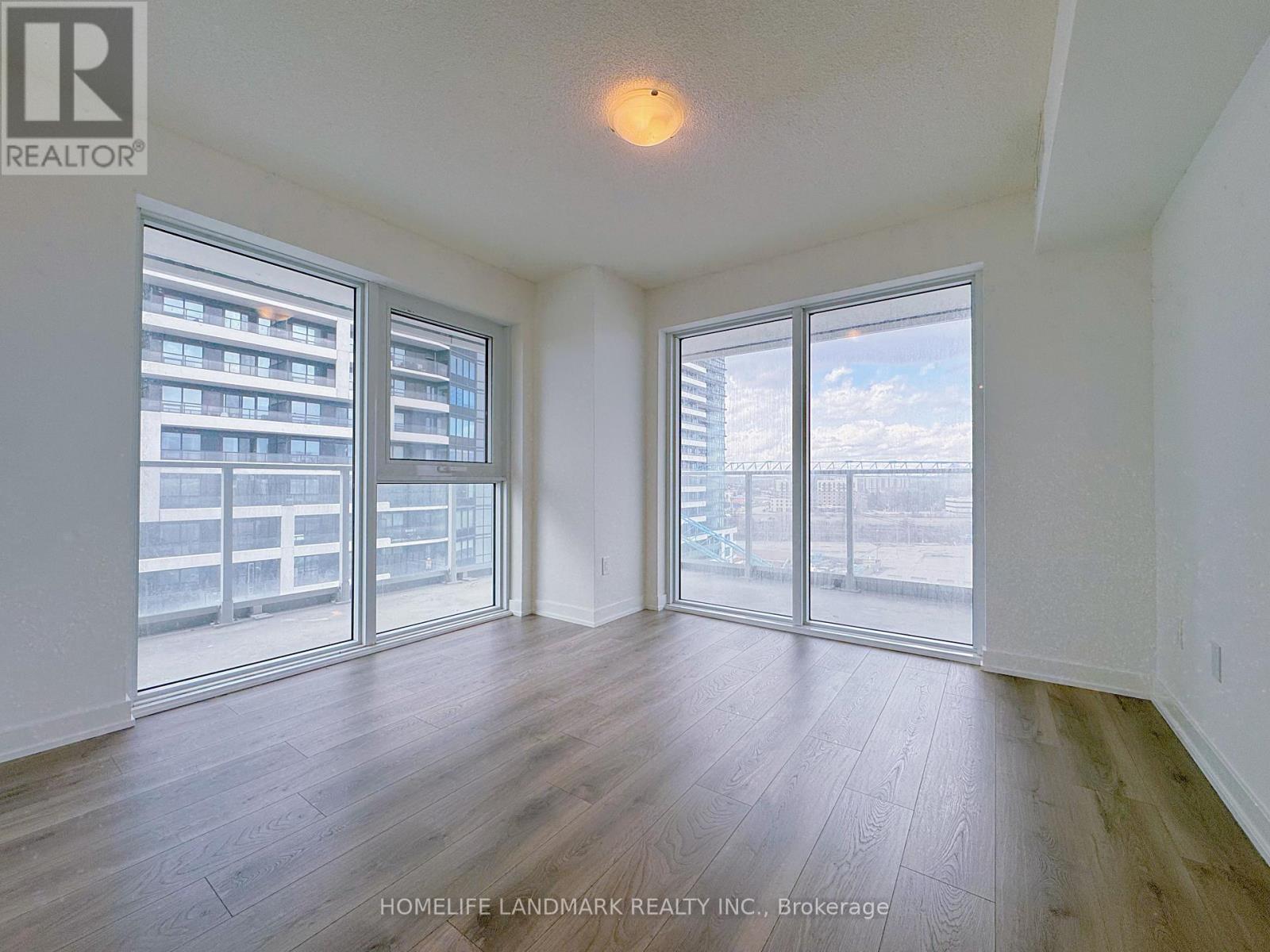 911 - 1010 Sandy Beach Road, Pickering, Ontario  L1W 0C7 - Photo 6 - E12974596