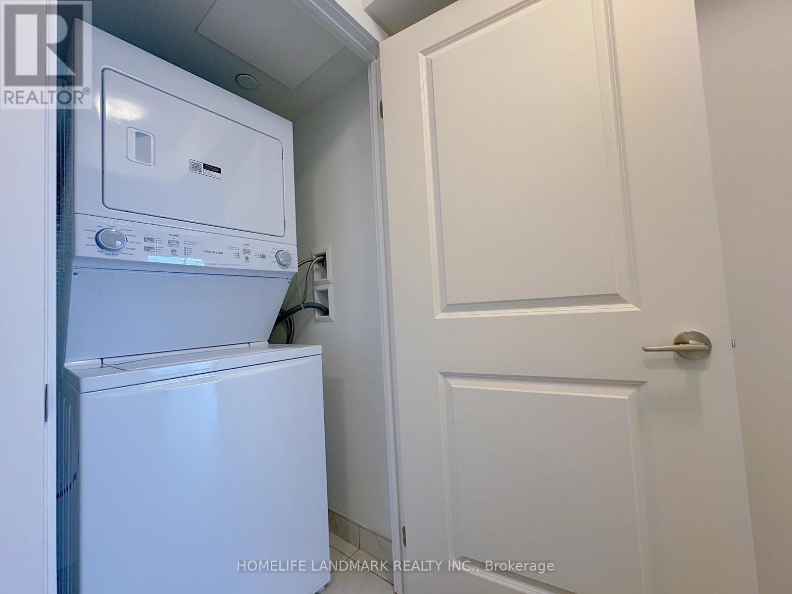 911 - 1010 Sandy Beach Road, Pickering, Ontario  L1W 0C7 - Photo 8 - E12974596