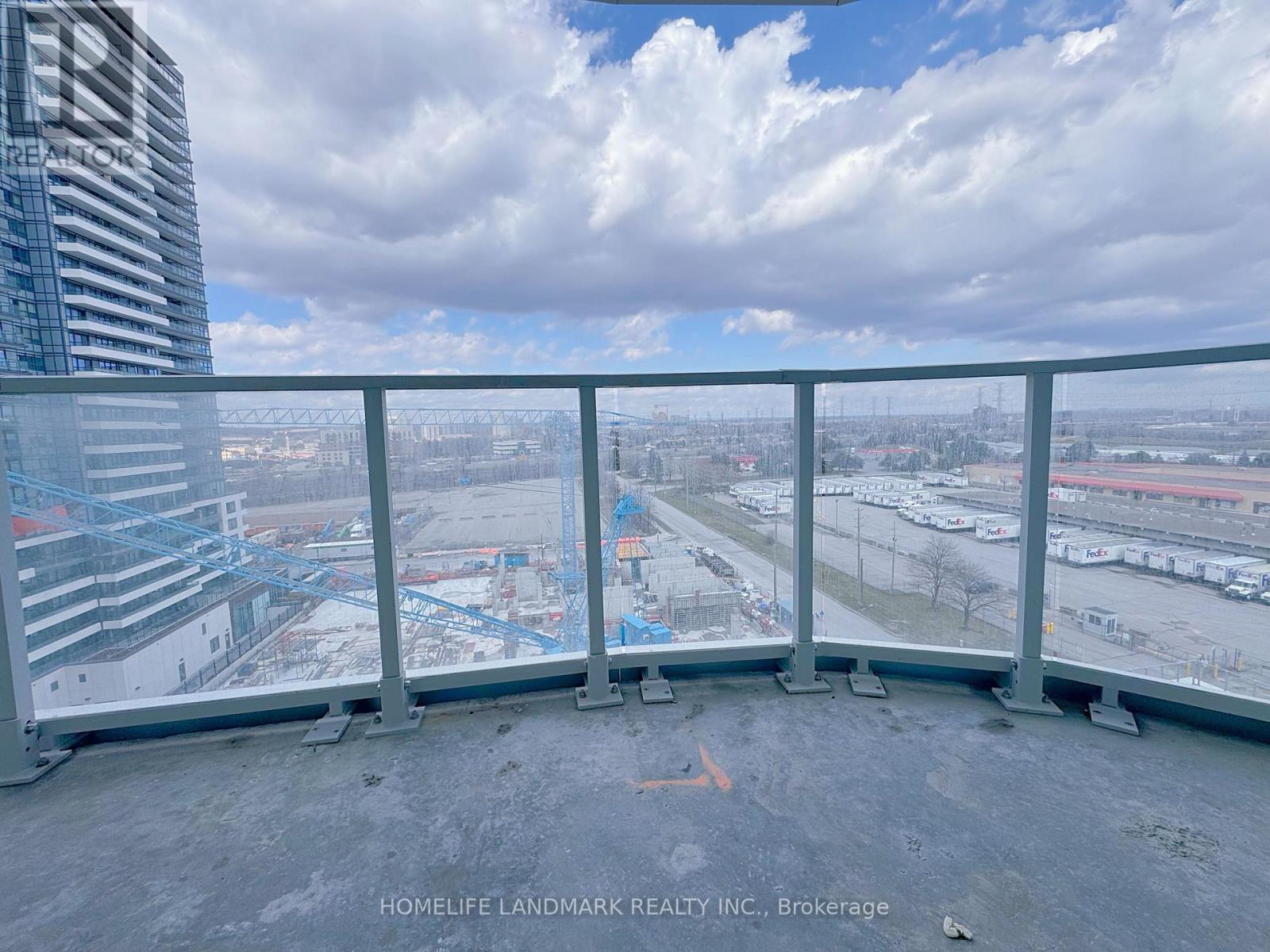 911 - 1010 Sandy Beach Road, Pickering, Ontario  L1W 0C7 - Photo 9 - E12974596