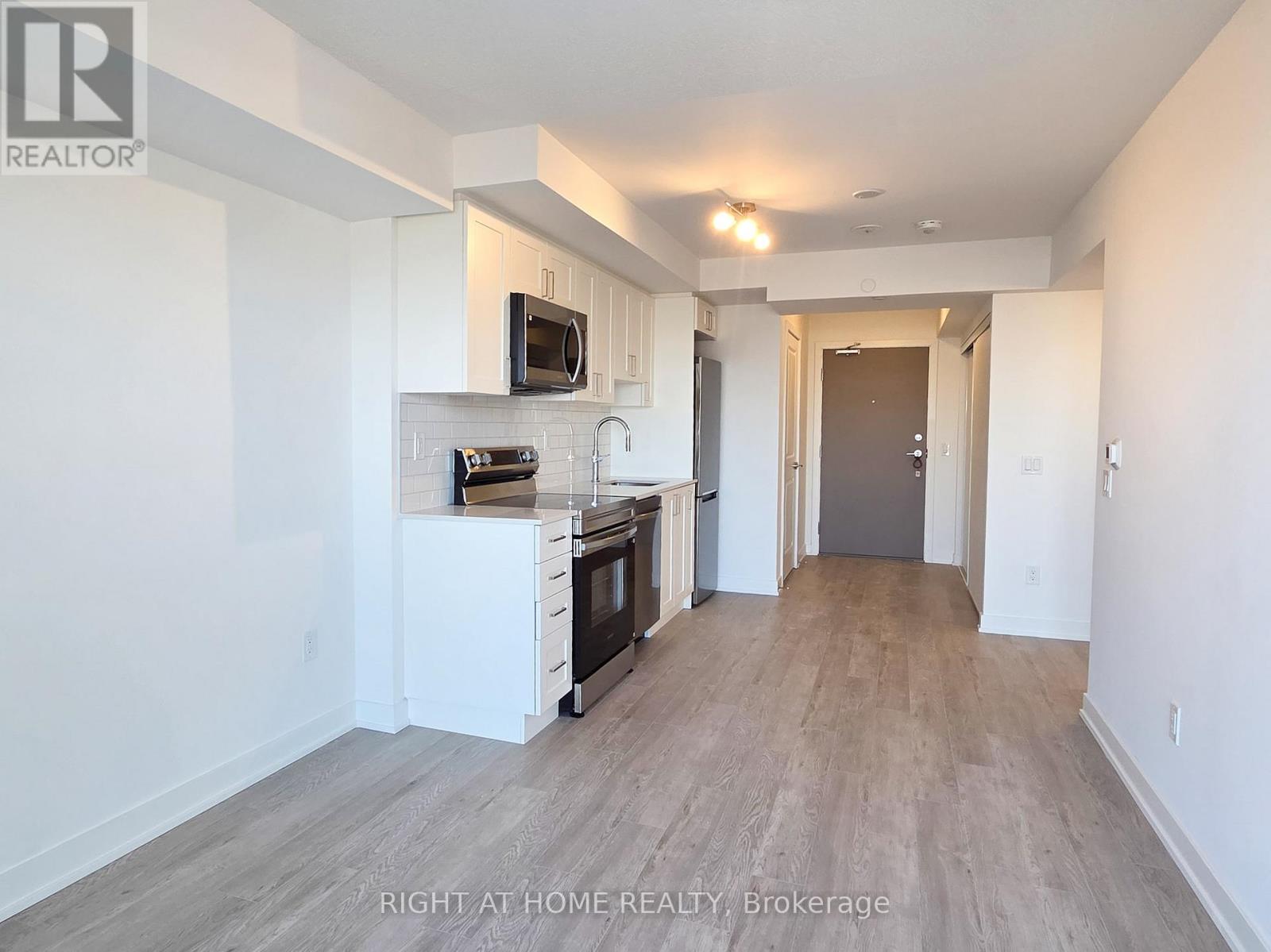 1303 - 1010 Sandy Beach Road, Pickering, Ontario  L1W 0C7 - Photo 10 - E12974598