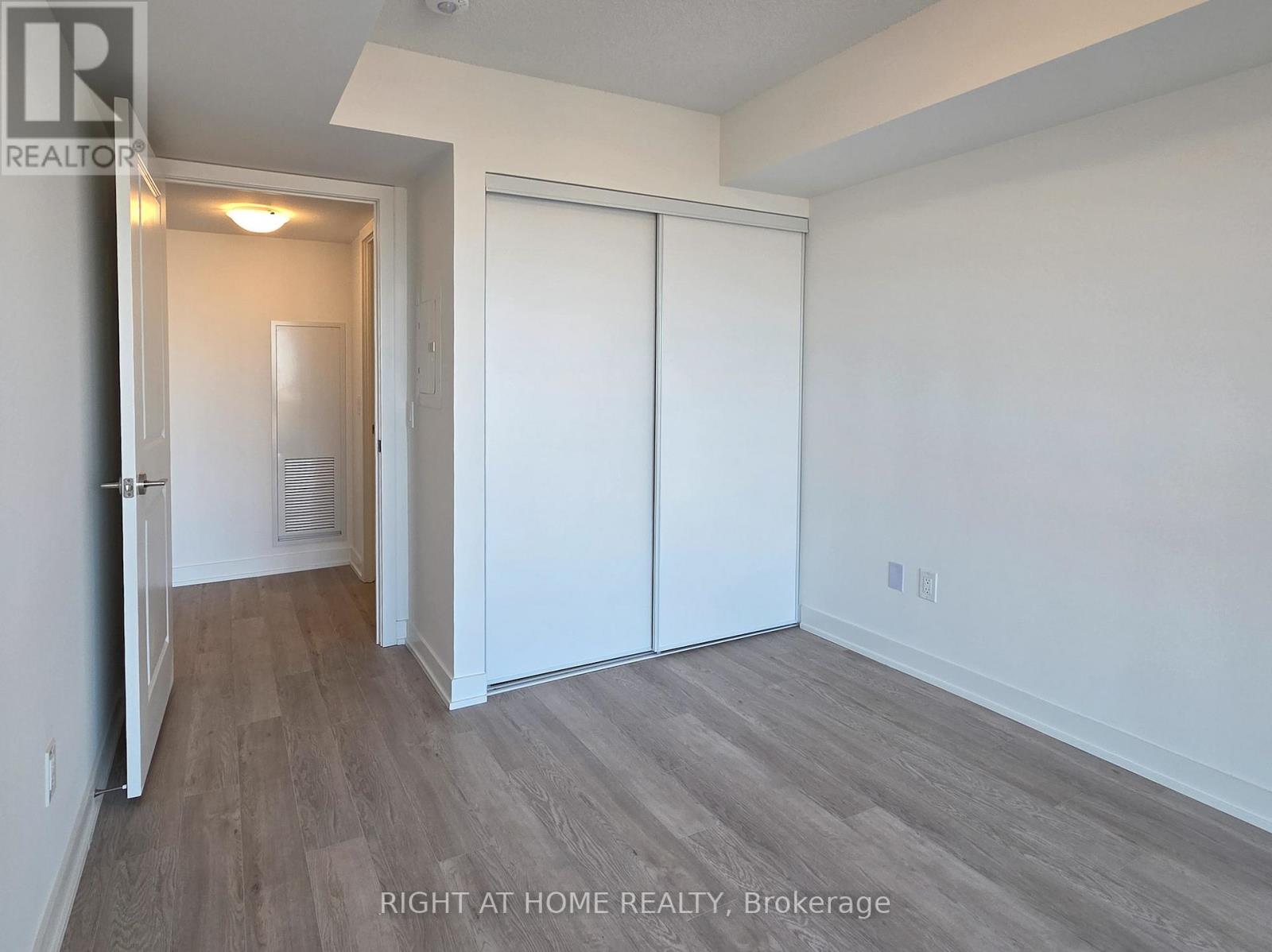 1303 - 1010 Sandy Beach Road, Pickering, Ontario  L1W 0C7 - Photo 15 - E12974598