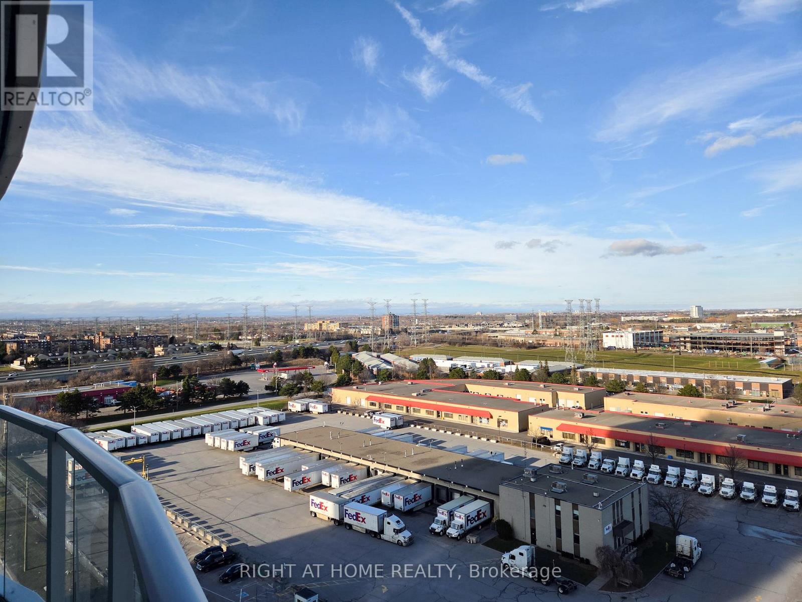 1303 - 1010 Sandy Beach Road, Pickering, Ontario  L1W 0C7 - Photo 5 - E12974598