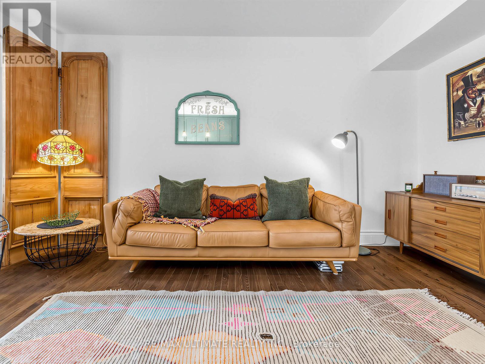 18 Blantyre Avenue, Toronto, Ontario  M1N 2R4 - Photo 21 - E12974606