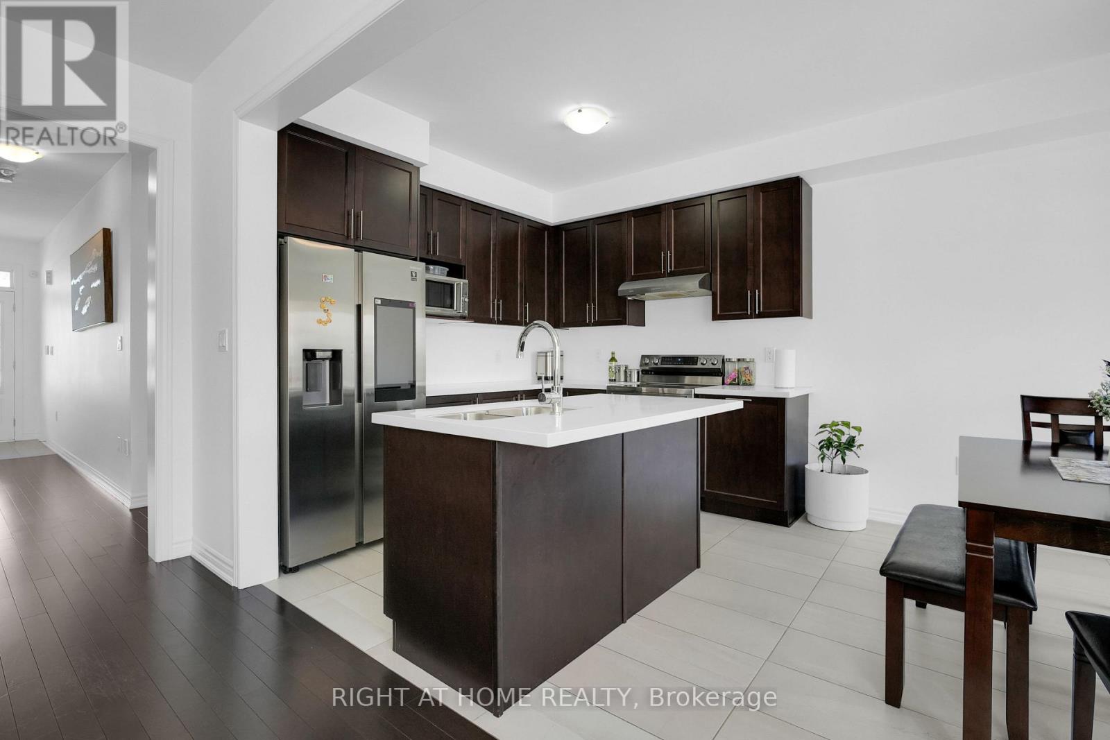 1322 Apollo Street, Oshawa, Ontario  L1K 3E6 - Photo 12 - E12974638