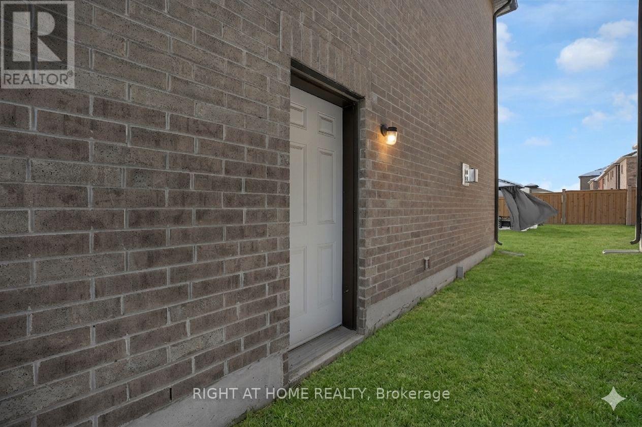 1322 Apollo Street, Oshawa, Ontario  L1K 3E6 - Photo 31 - E12974638