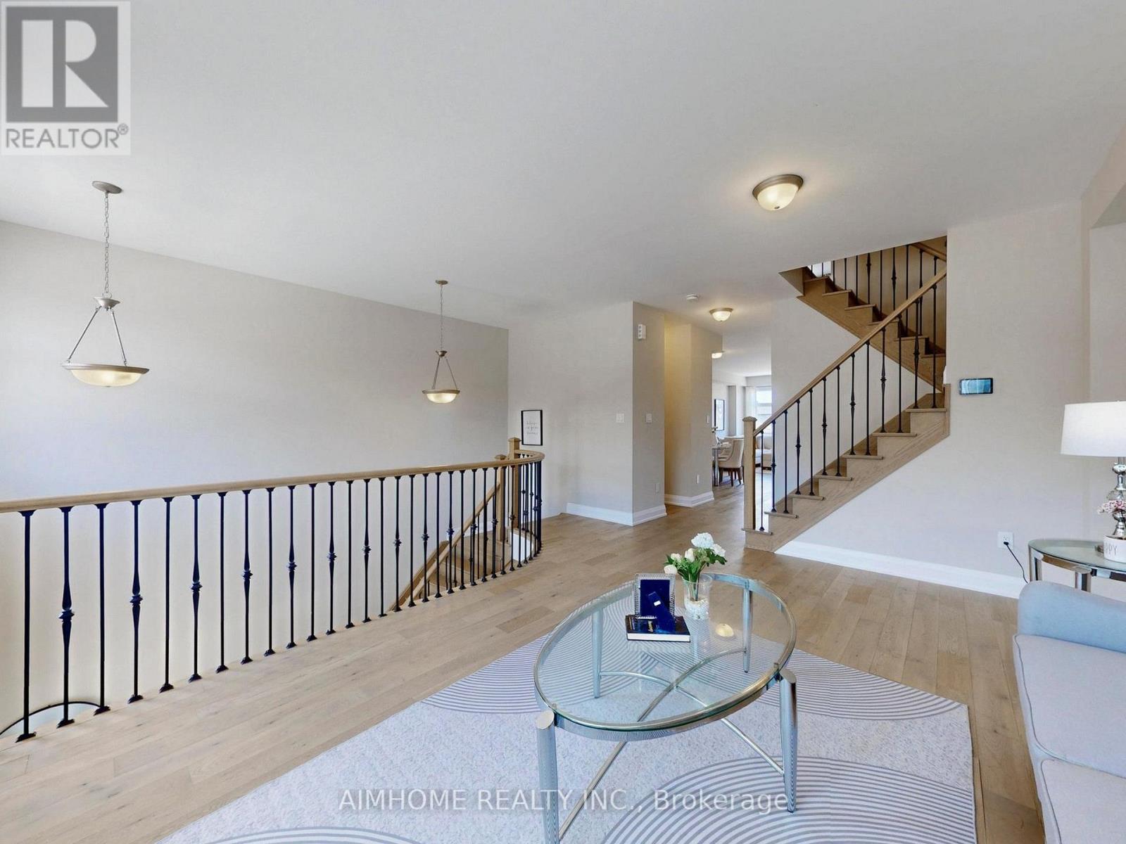 920 Isaac Phillips Way, Newmarket, Ontario  L3X 0M7 - Photo 8 - N12974608