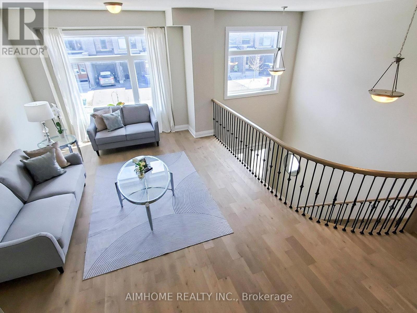 920 Isaac Phillips Way, Newmarket, Ontario  L3X 0M7 - Photo 9 - N12974608