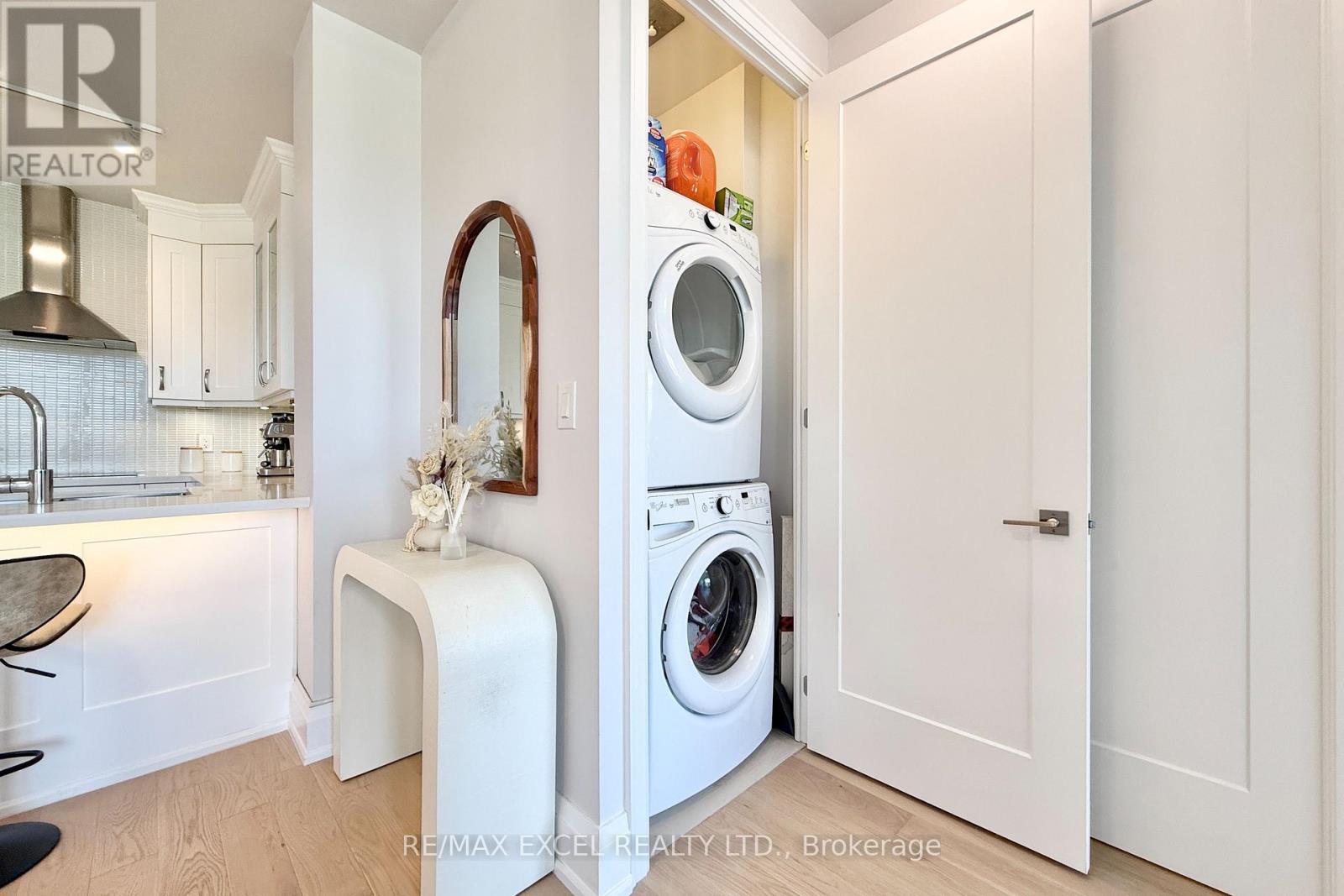 208 - 9 Stollery Pond Crescent, Markham, Ontario  L6C 1K4 - Photo 15 - N12974632