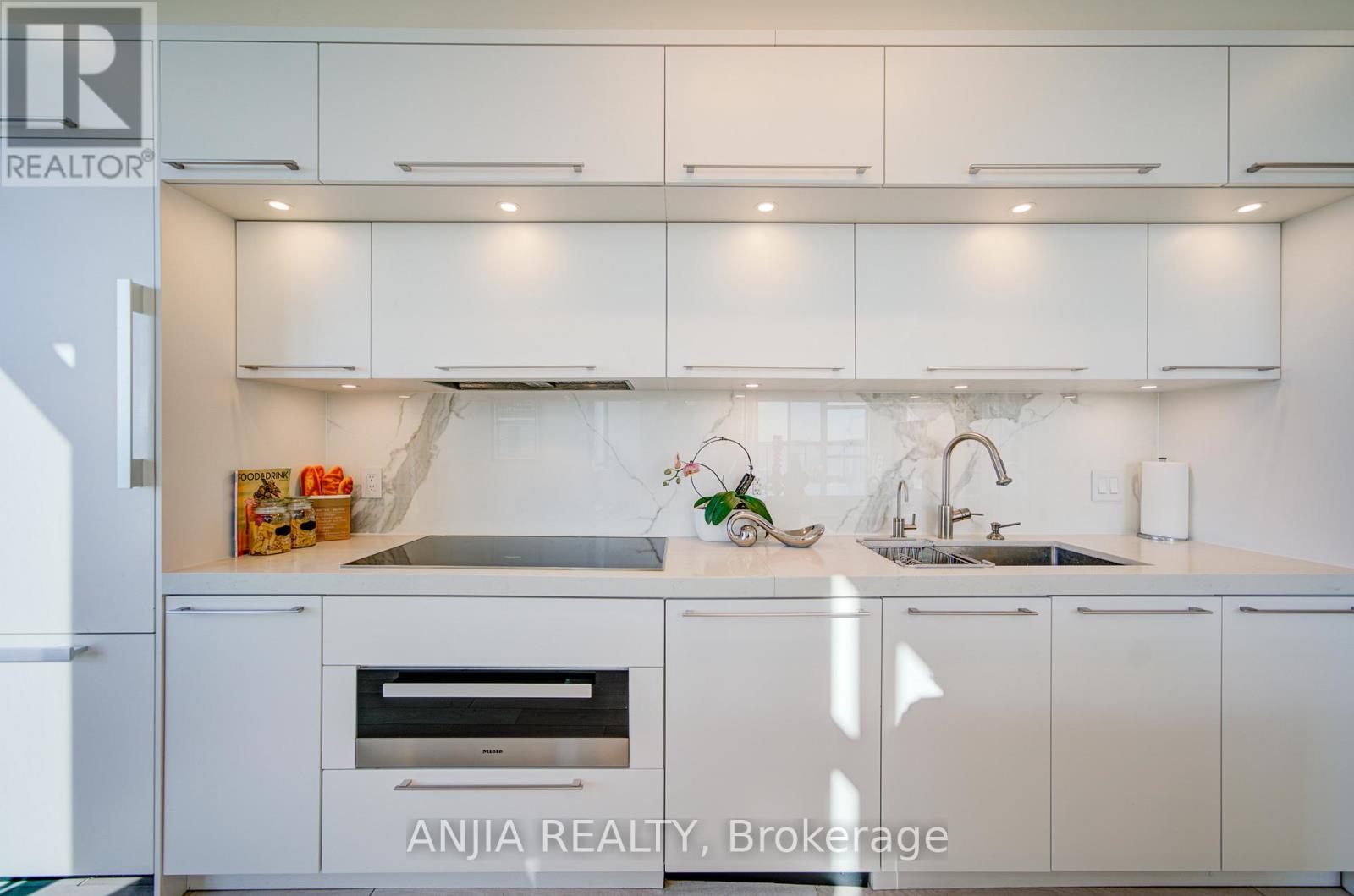 507 - 8763 Bayview Avenue, Richmond Hill, Ontario  L4B 3V1 - Photo 11 - N12974640