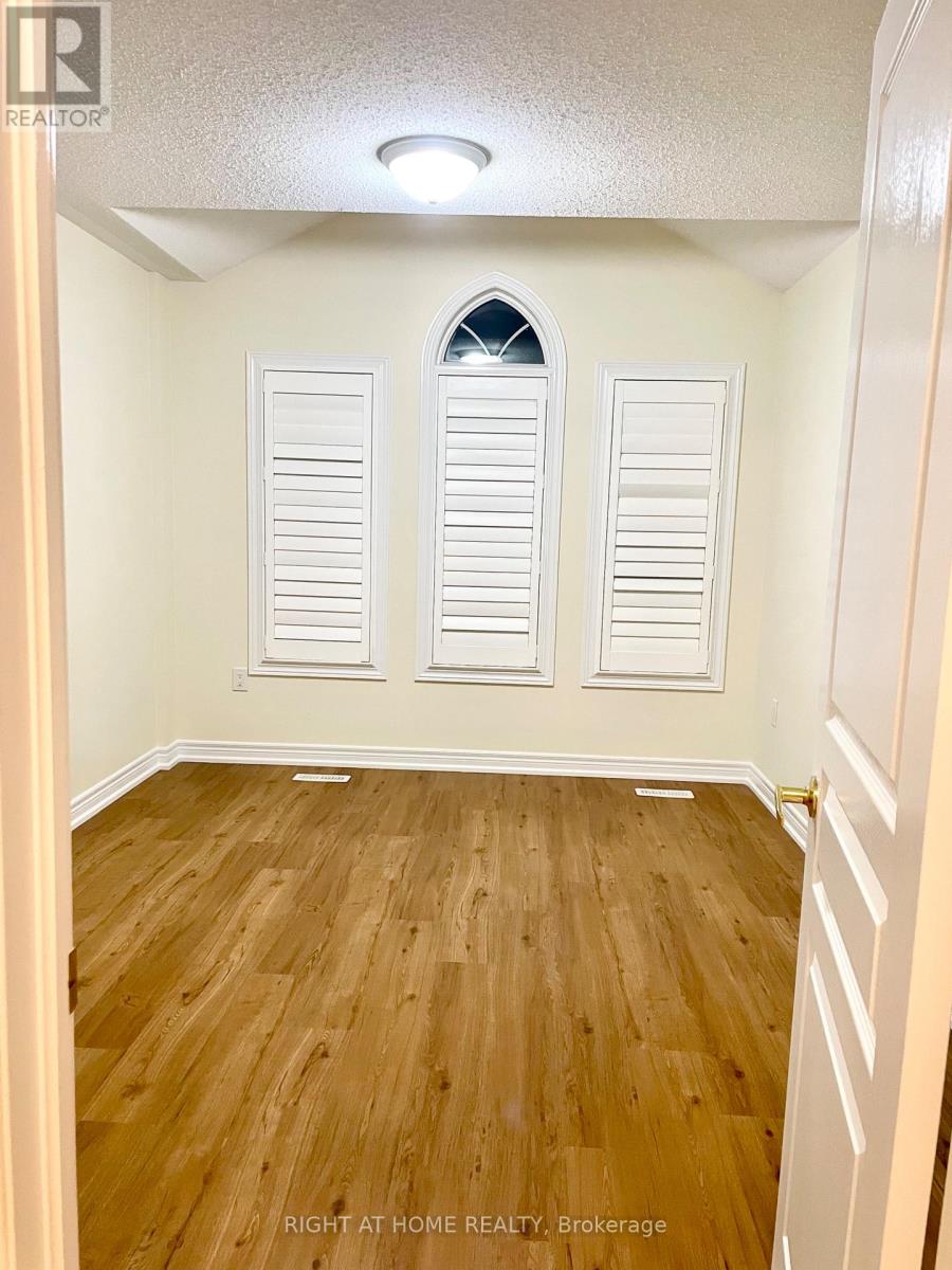 20 Haskett Drive, Markham, Ontario  L6B 0S9 - Photo 14 - N12974648