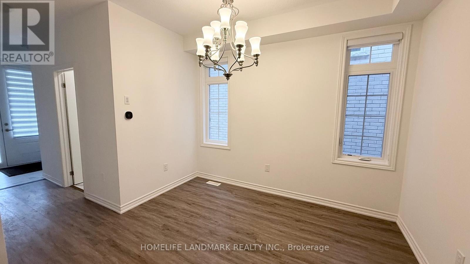 29 Sassafrass Road, Springwater, Ontario  L9X 2C6 - Photo 11 - S12974644