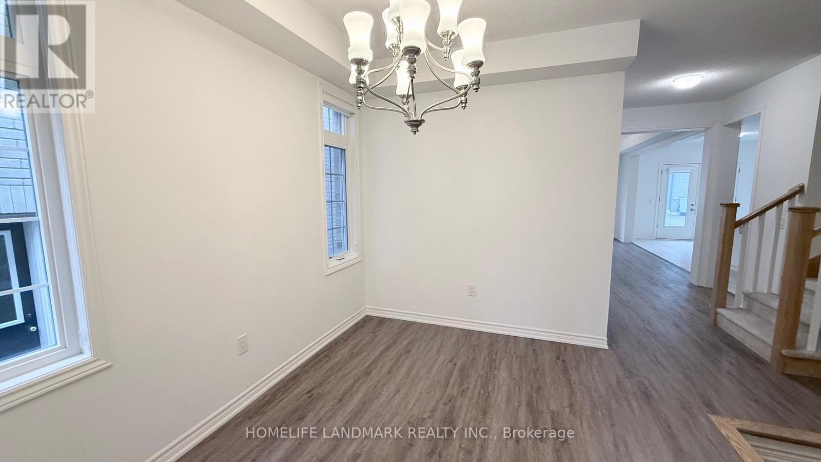 29 Sassafrass Road, Springwater, Ontario  L9X 2C6 - Photo 12 - S12974644