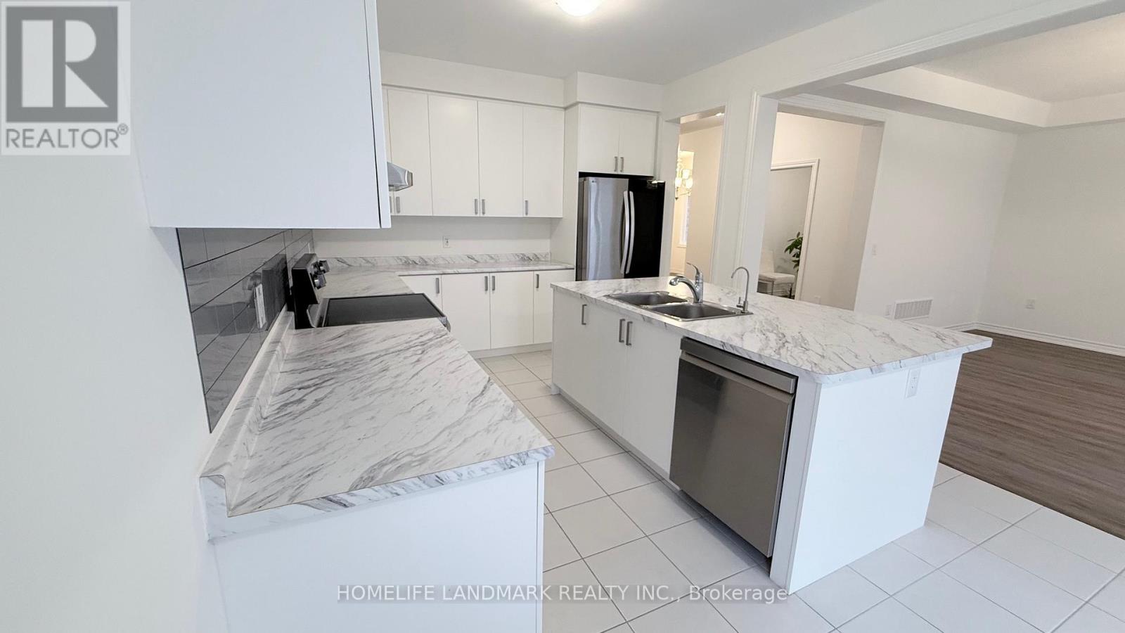 29 Sassafrass Road, Springwater, Ontario  L9X 2C6 - Photo 9 - S12974644