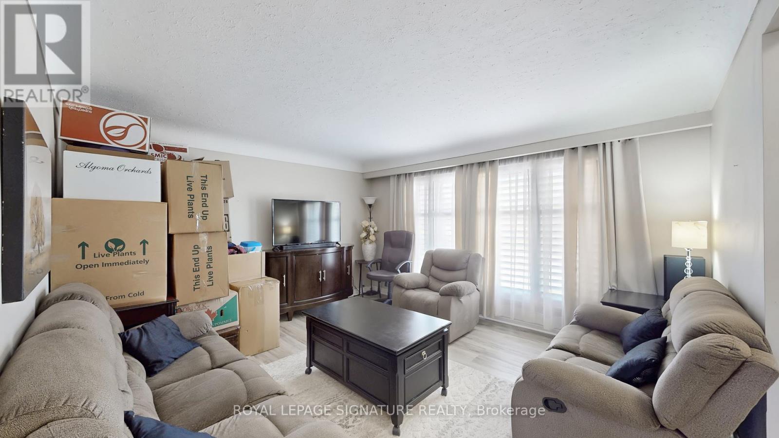 333 Ridgeway Avenue, Oshawa, Ontario L1J 2T9 - Photo 6 - E12890314