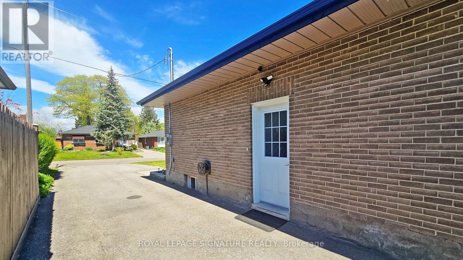 333 Ridgeway Avenue, Oshawa, Ontario L1J 2T9 - Photo 38 - E12890314