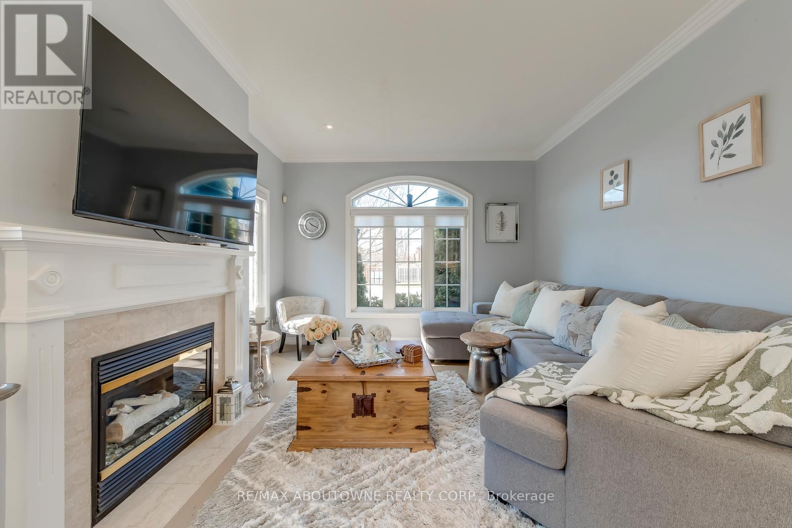 2389 Grand Oak Trail, Oakville, Ontario  L6M 4V4 - Photo 15 - W12974634