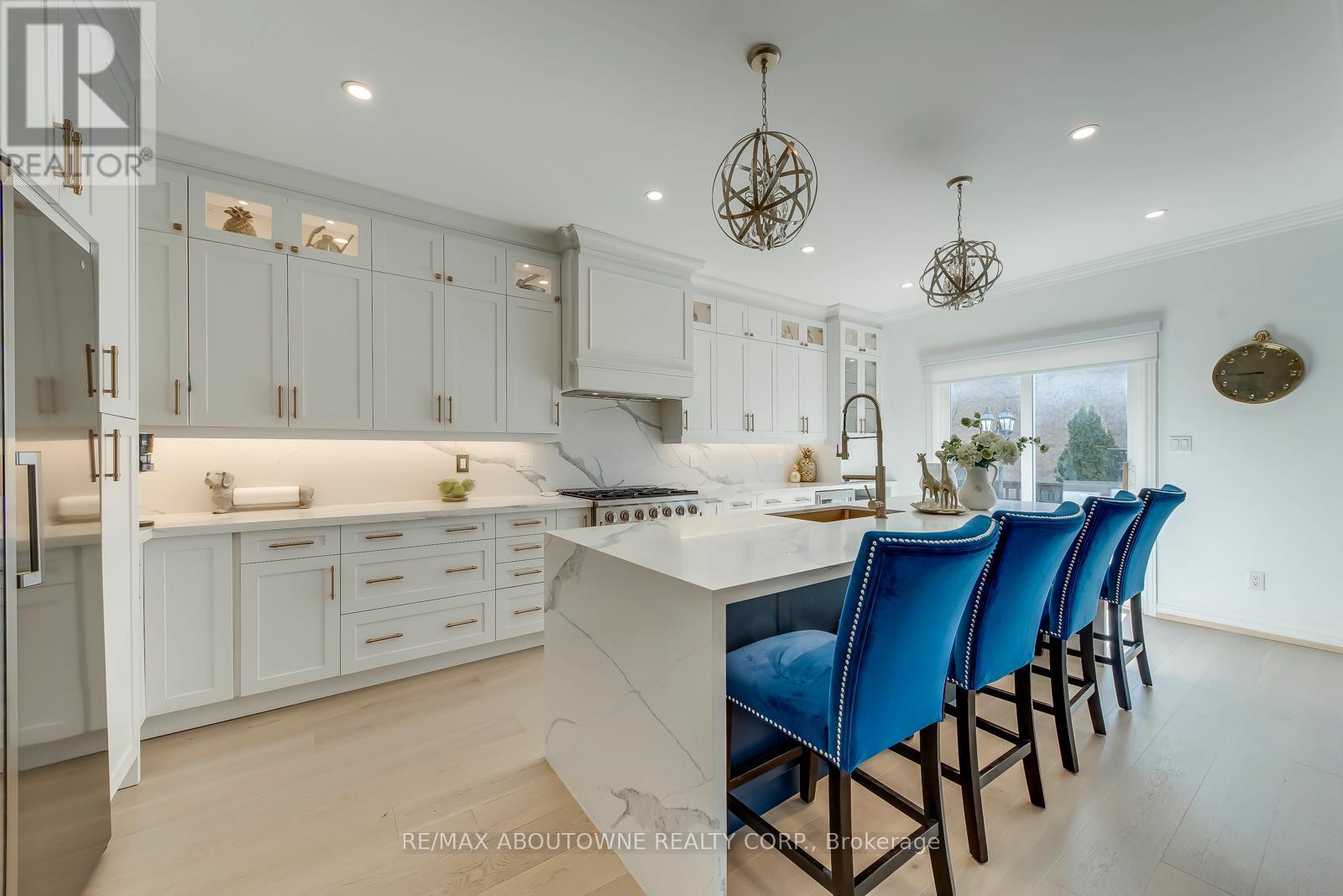 2389 Grand Oak Trail, Oakville, Ontario  L6M 4V4 - Photo 17 - W12974634