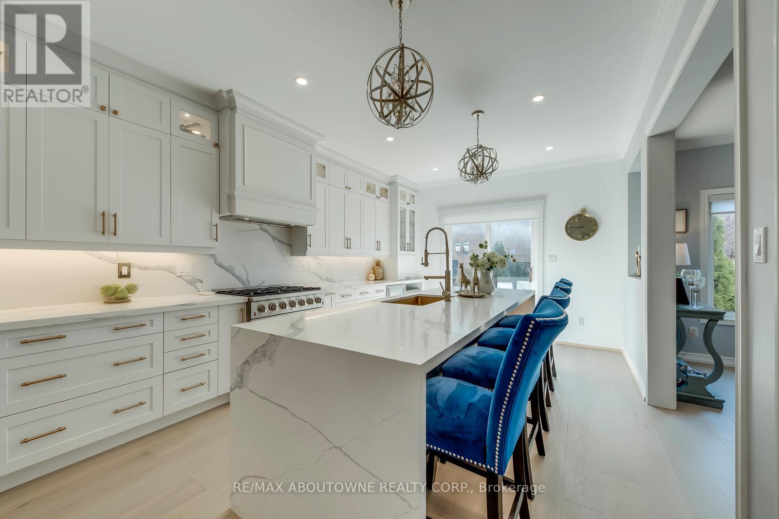 2389 Grand Oak Trail, Oakville, Ontario  L6M 4V4 - Photo 19 - W12974634