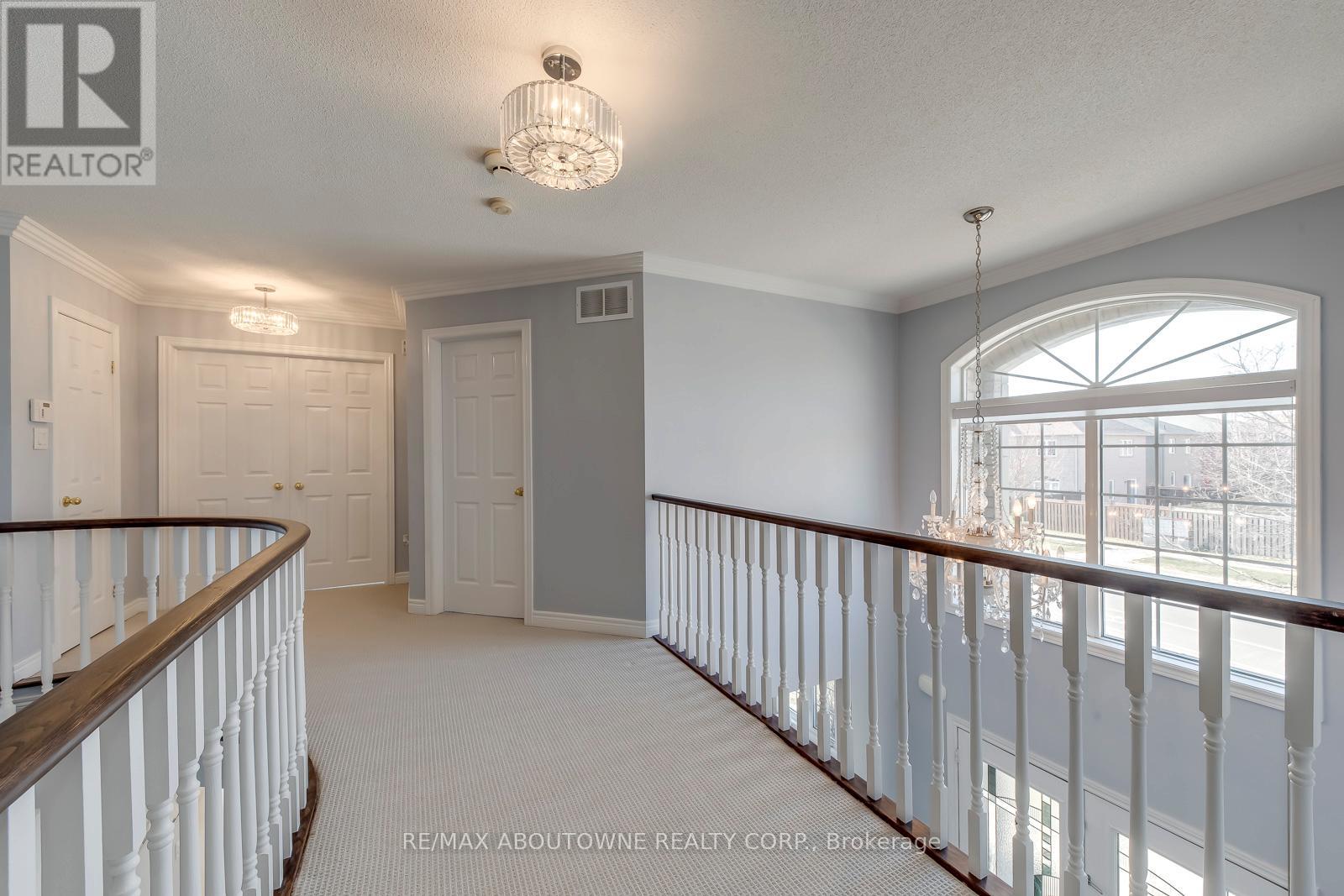 2389 Grand Oak Trail, Oakville, Ontario  L6M 4V4 - Photo 28 - W12974634