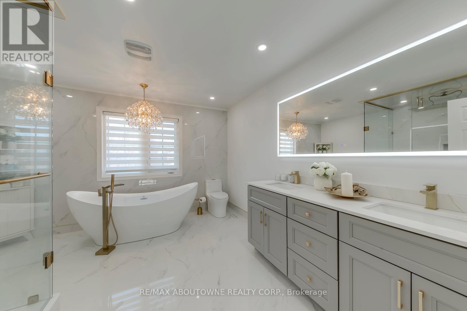 2389 Grand Oak Trail, Oakville, Ontario  L6M 4V4 - Photo 33 - W12974634