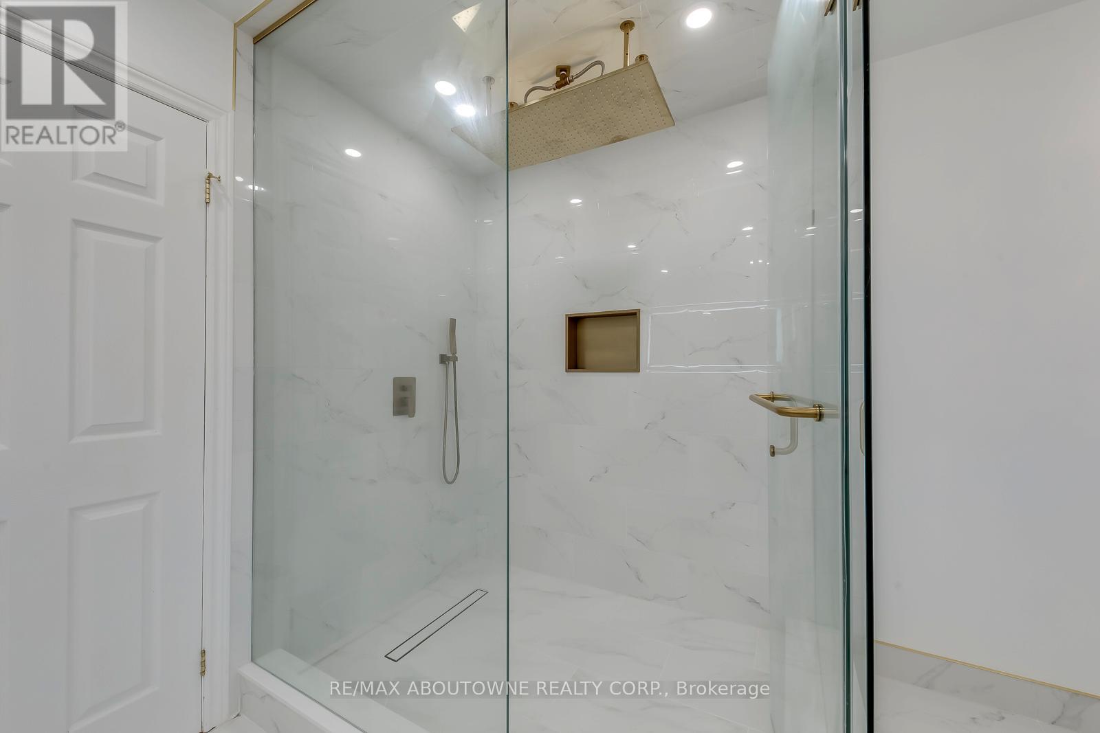 2389 Grand Oak Trail, Oakville, Ontario  L6M 4V4 - Photo 36 - W12974634