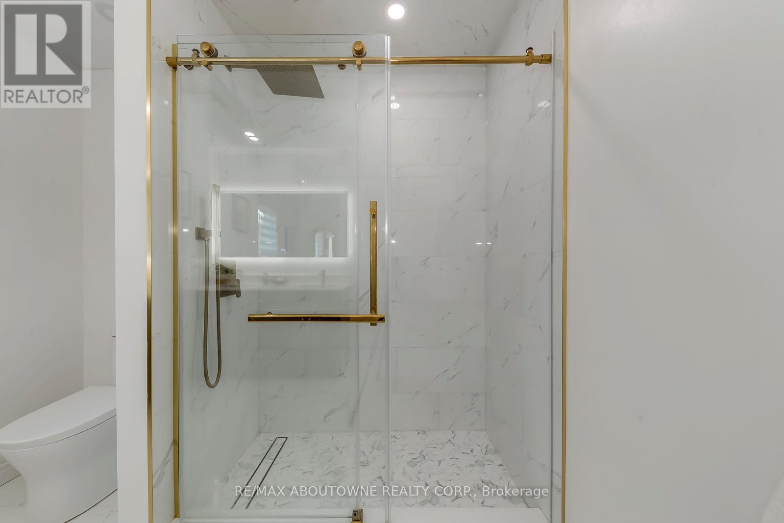 2389 Grand Oak Trail, Oakville, Ontario  L6M 4V4 - Photo 45 - W12974634