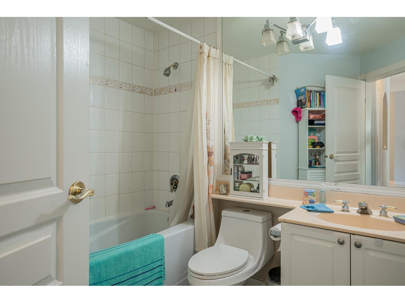 114 10320 156 Street, Surrey, British Columbia  V3W 0W8 - Photo 11 - R3108056