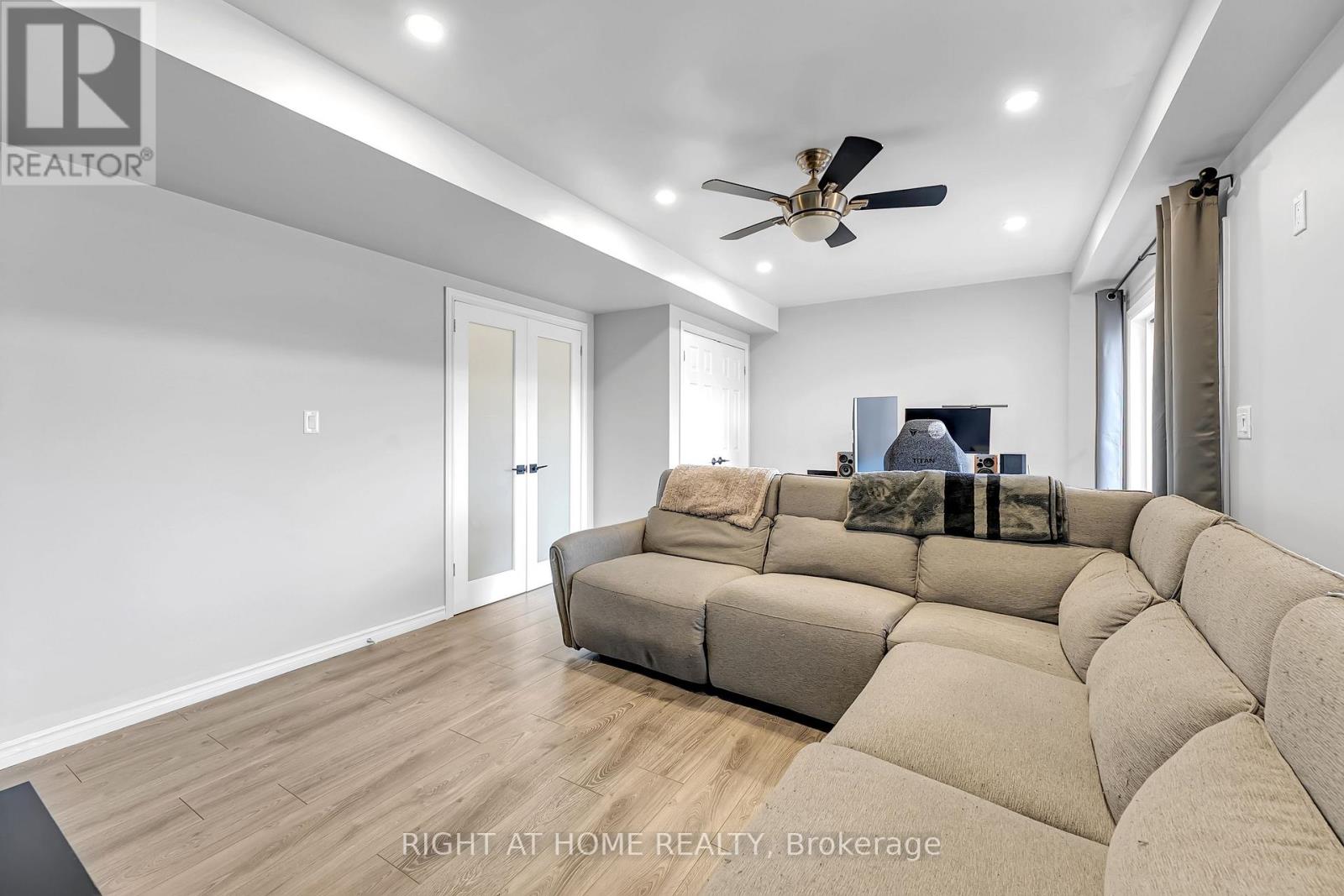 12 - 269 Watson Parkway N, Guelph, Ontario  N1E 0R3 - Photo 32 - X12974588