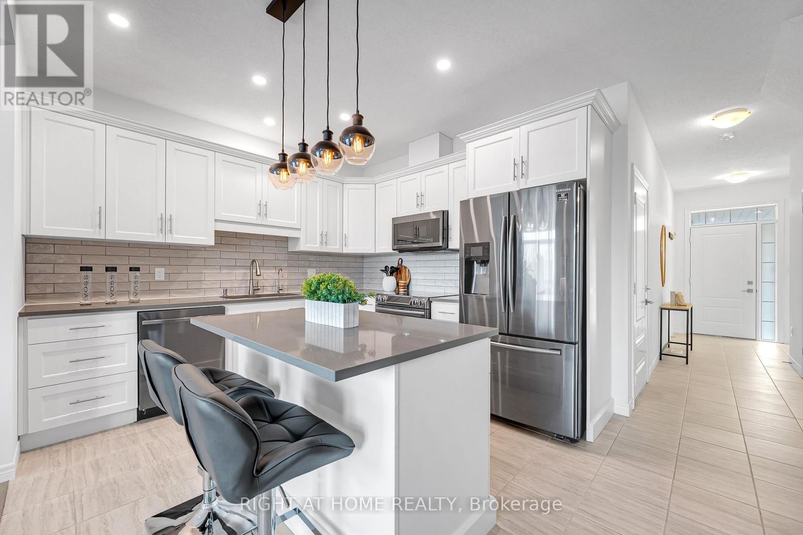 12 - 269 Watson Parkway N, Guelph, Ontario  N1E 0R3 - Photo 7 - X12974588