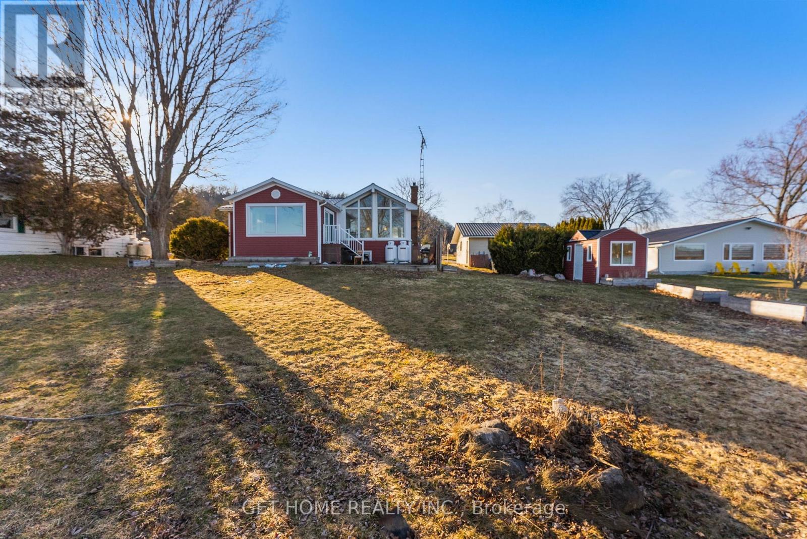 52 Pats Lane, Prince Edward County, Ontario  K0K 2T0 - Photo 2 - X12974612