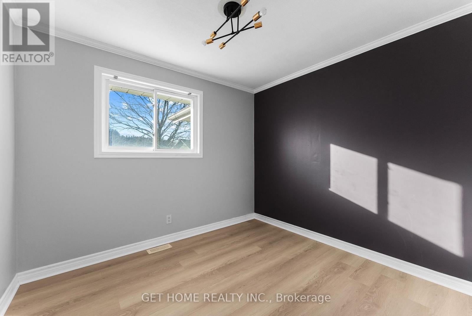 52 Pats Lane, Prince Edward County, Ontario  K0K 2T0 - Photo 21 - X12974612