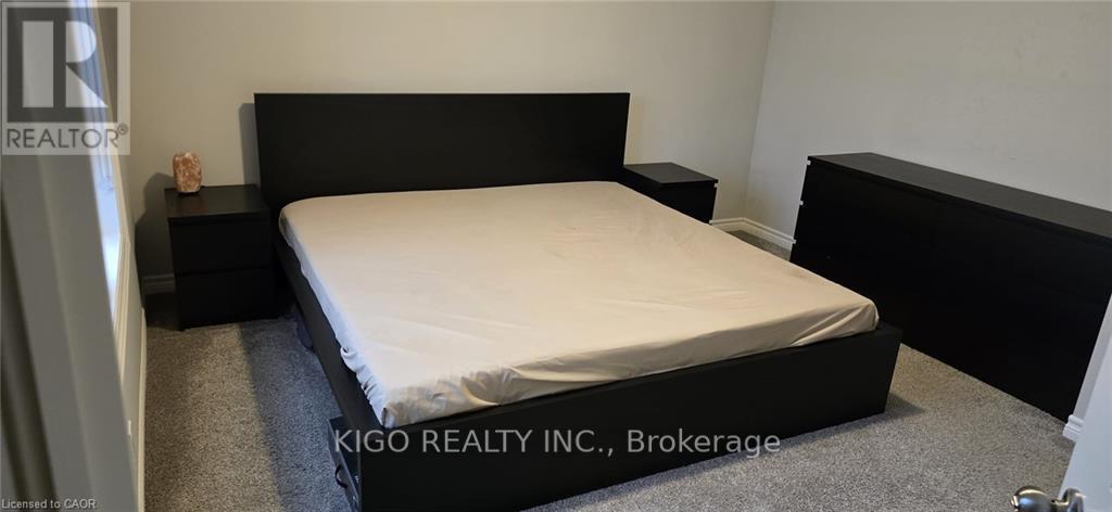 10 - 235 Chapel Hill Drive, Kitchener, Ontario  N2R 0S4 - Photo 10 - X12974614