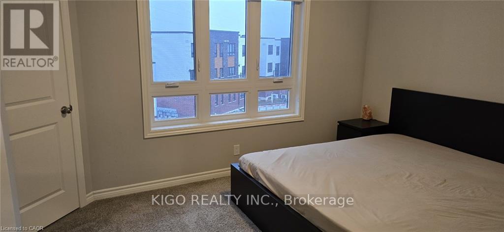 10 - 235 Chapel Hill Drive, Kitchener, Ontario  N2R 0S4 - Photo 9 - X12974614