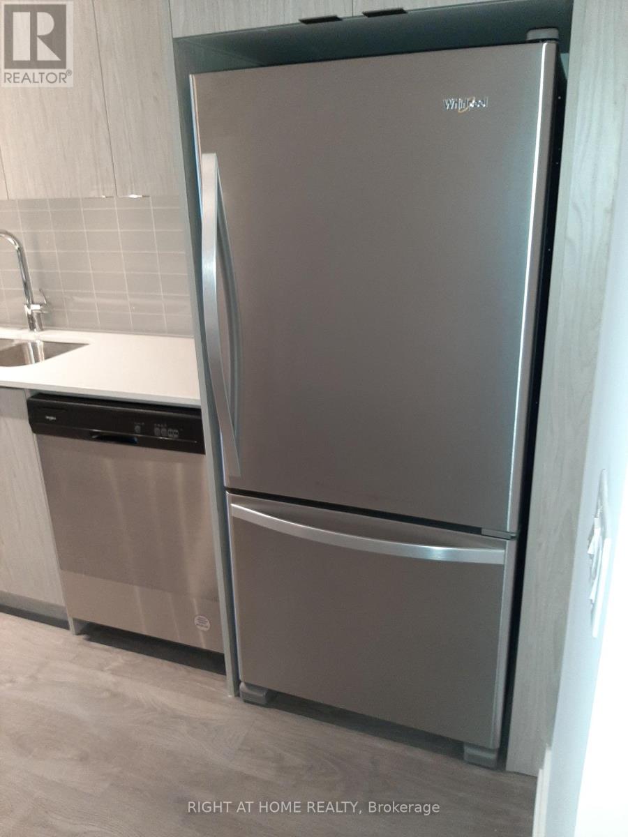 316 - 55 Duke Street, Kitchener, Ontario  N2H 0C9 - Photo 7 - X12974616