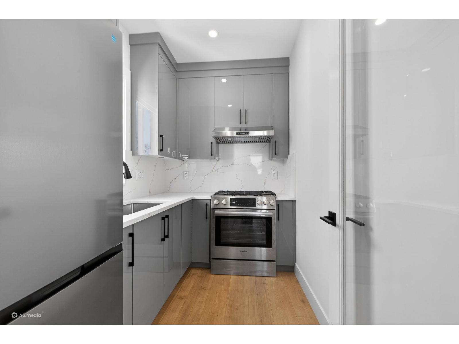 12927 115a Avenue, Surrey, British Columbia  V3R 2R3 - Photo 15 - R3108973