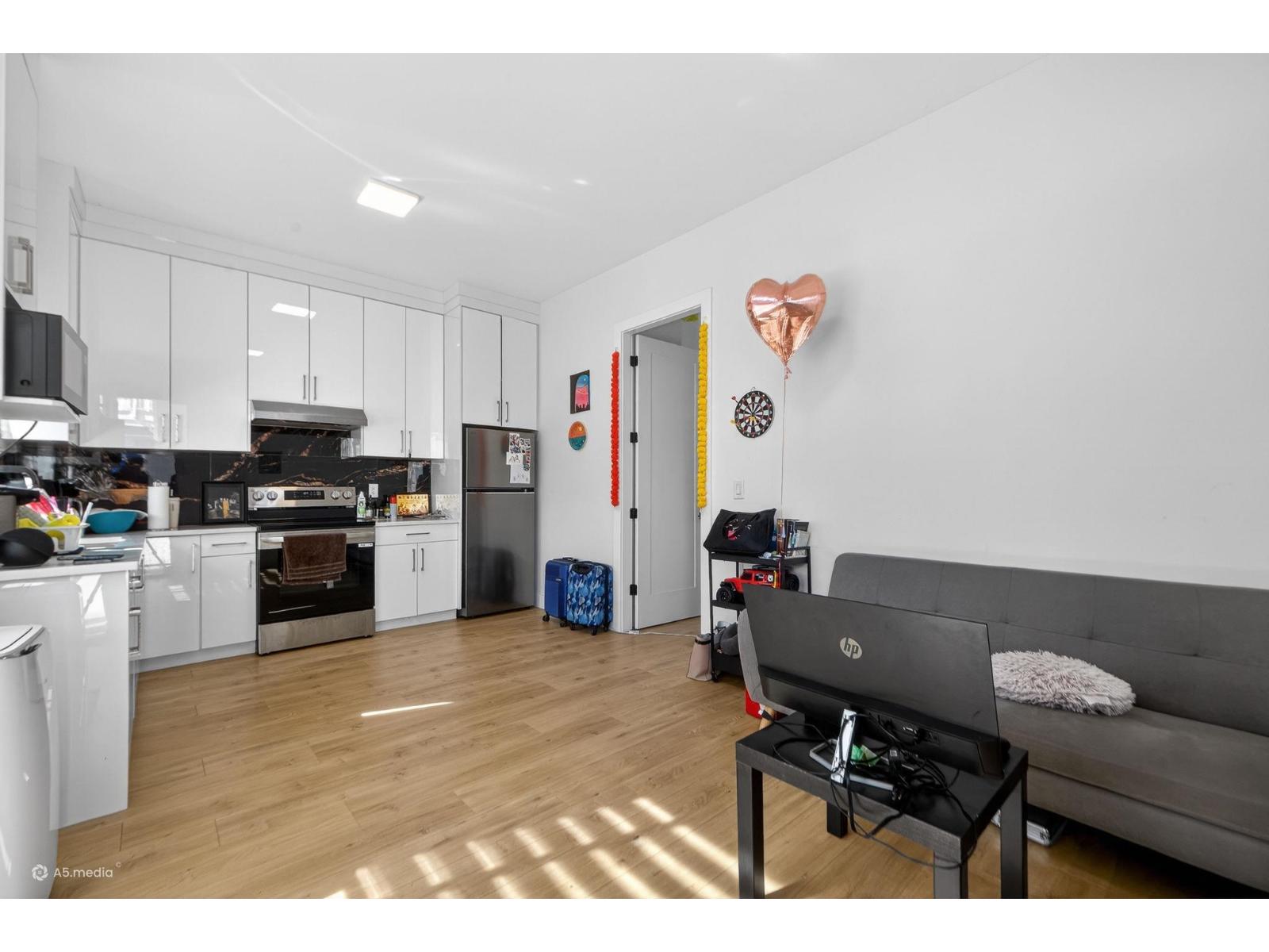 12927 115a Avenue, Surrey, British Columbia  V3R 2R3 - Photo 36 - R3108973