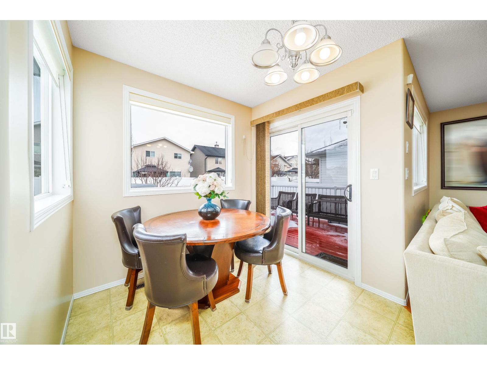 8932 175 Av Nw, Edmonton, Alberta  T5Z 3X8 - Photo 13 - E4481203