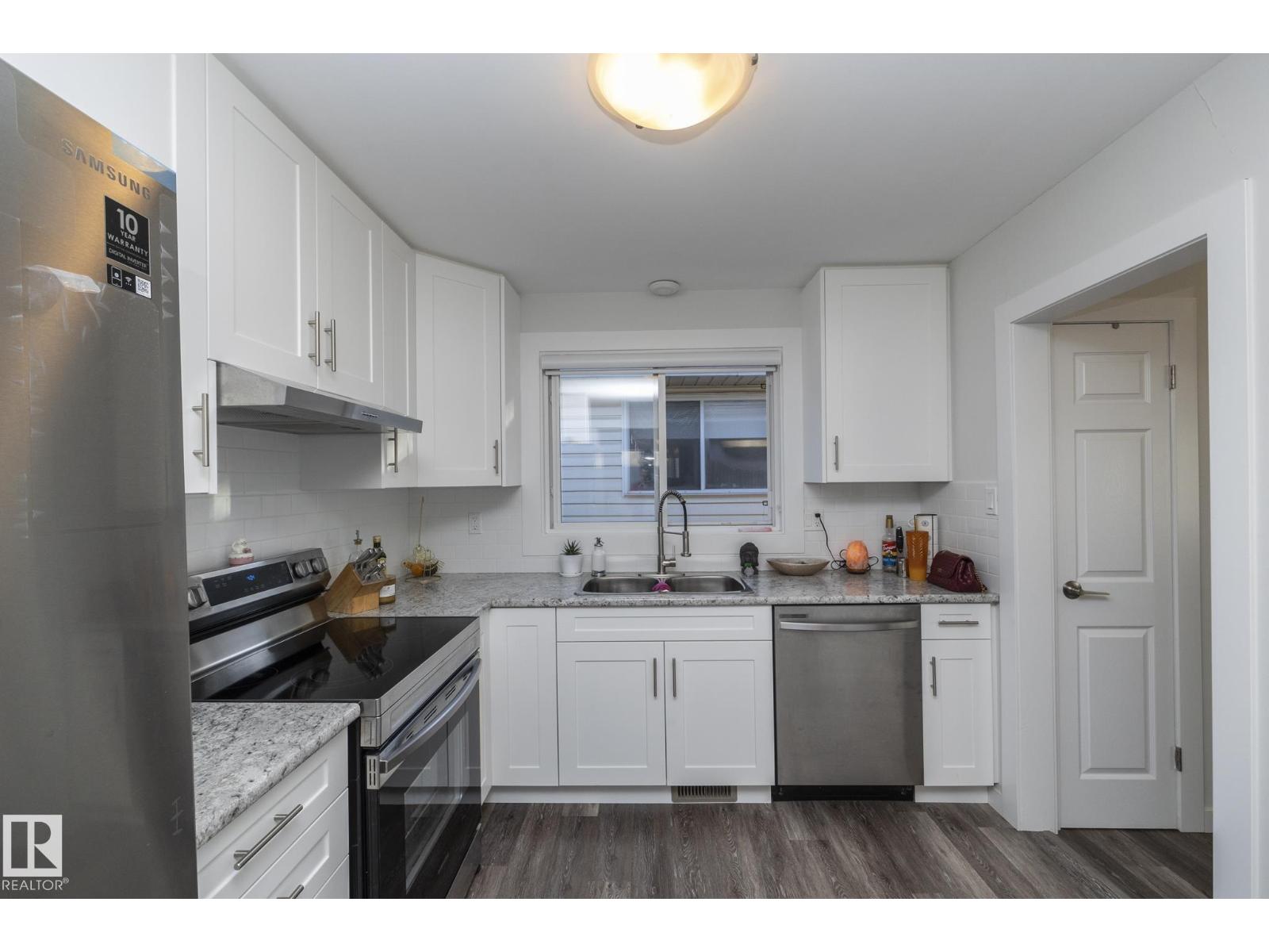 11427 90 St Nw, Edmonton, Alberta  T5B 3X8 - Photo 11 - E4481204