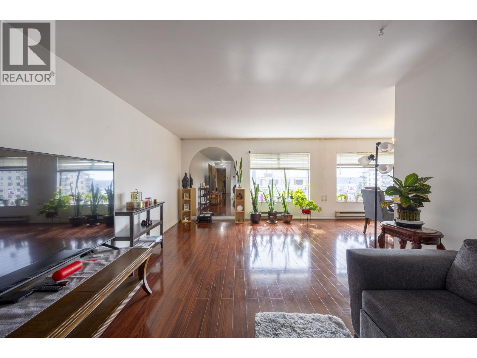 902 615 Belmont Street, New Westminster, British Columbia  V3M 6A1 - Photo 5 - R3107179