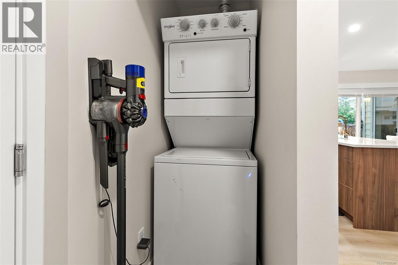 Lorem Ipsum Dolor Si, Sooke, British Columbia  V9Z  - Photo 19 - DEMO29491531