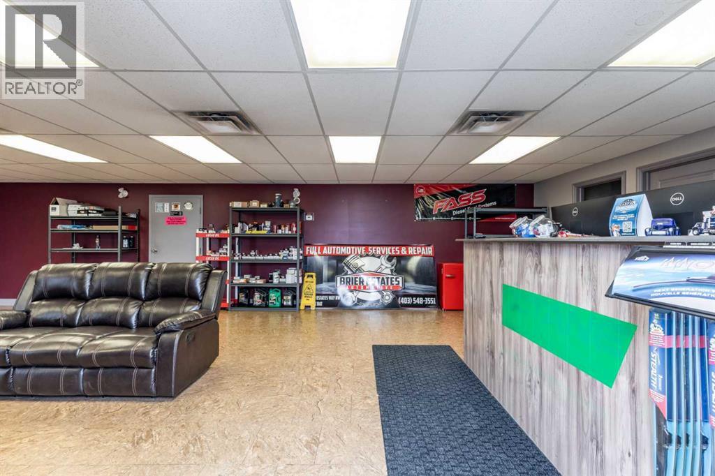 81 Brier Estates Way Nw, Medicine Hat, Alberta  T1C 0B2 - Photo 35 - A2300123