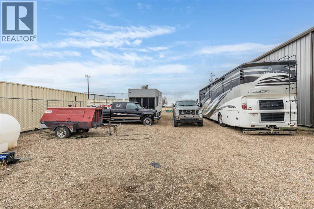 81 Brier Estates Way Nw, Medicine Hat, Alberta  T1C 0B2 - Photo 5 - A2300123