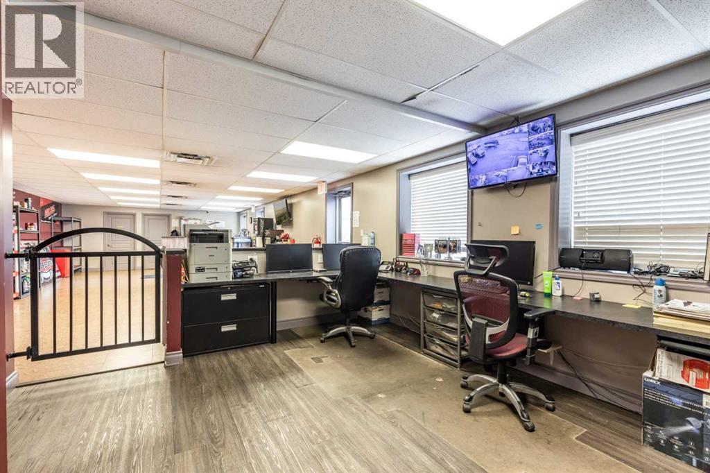 81 Brier Estates Way Nw, Medicine Hat, Alberta  T1C 0B2 - Photo 28 - A2300123